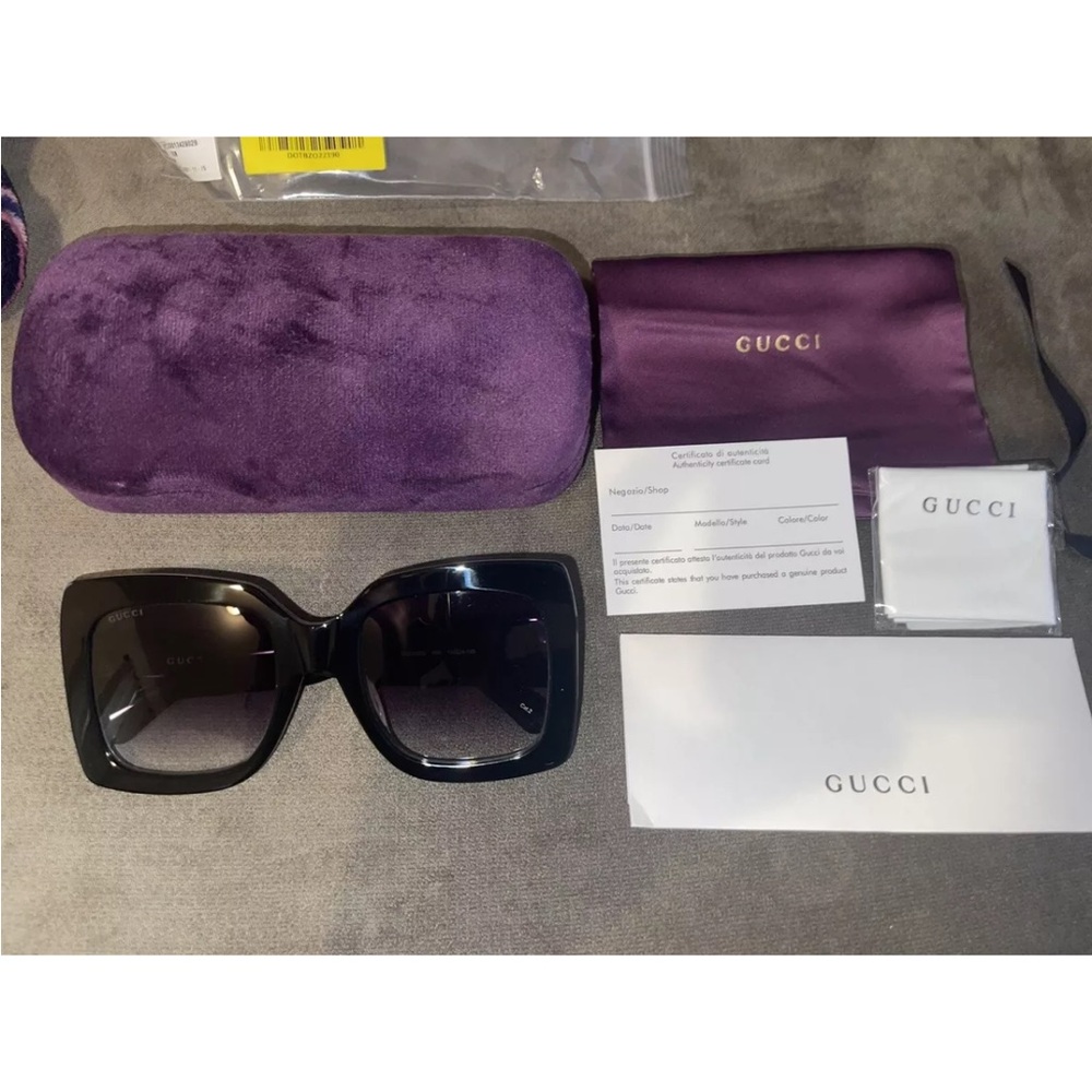 New Gucci GG0083s Oversized Square Women Black Sunglasses - Picture 2 of 6